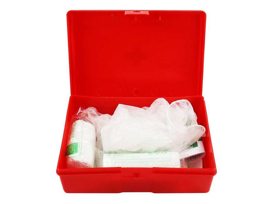 Автомобилна аптечка първа помощ в кутия 6 части