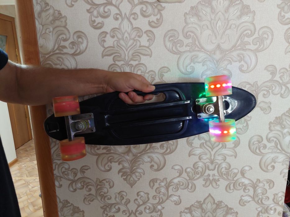 Продам скейтборд