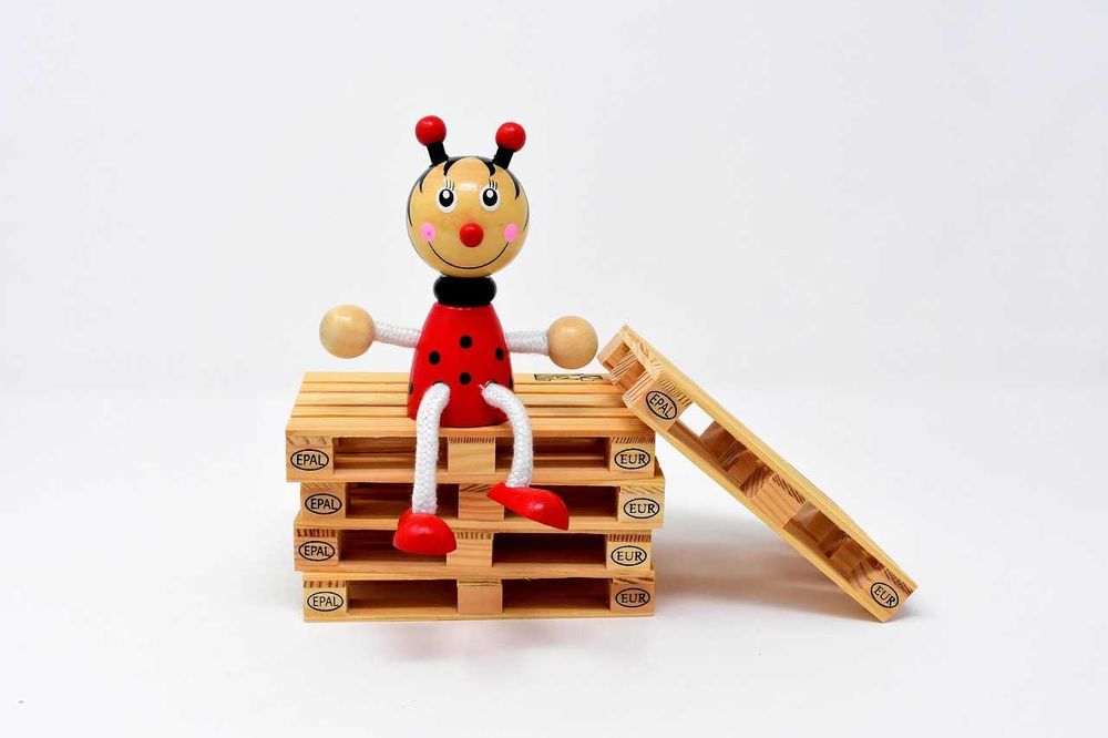 Принимаем паллеты-поддоны