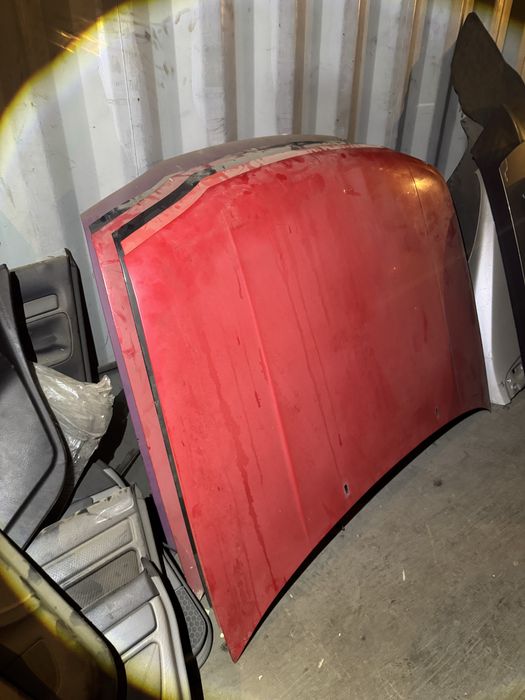 Капот гольф 3 привозные