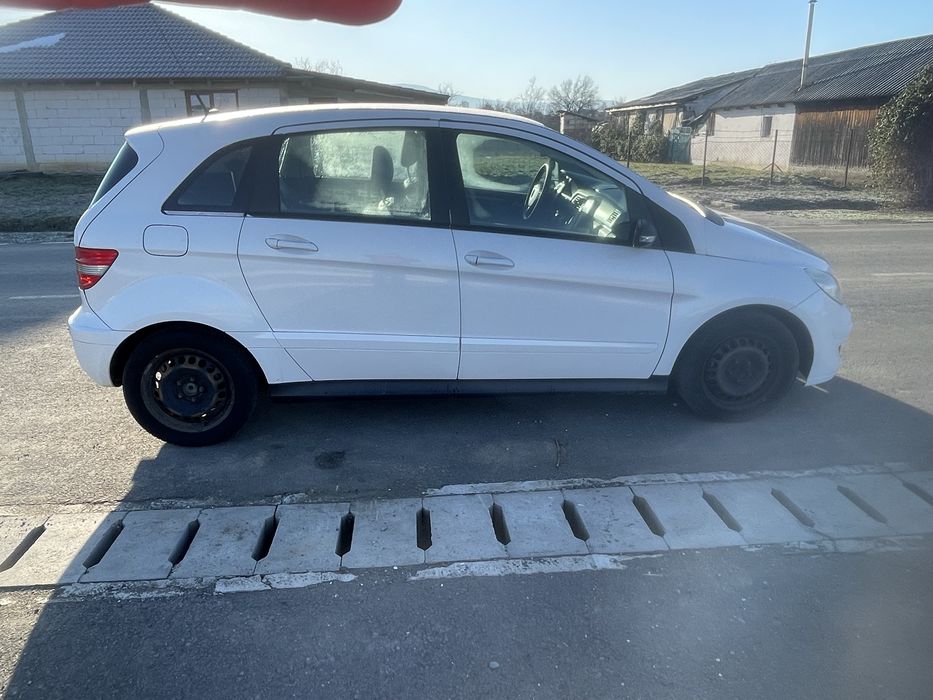 Mercedes-Benz B class