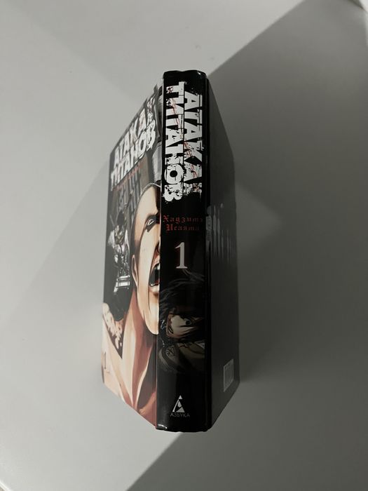 Атака Титанов манга 1 том