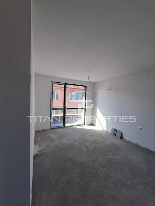 Тристаен апартамент в Бранополе