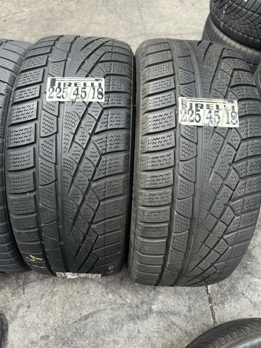 225/45/18 uniroial pielli mixte