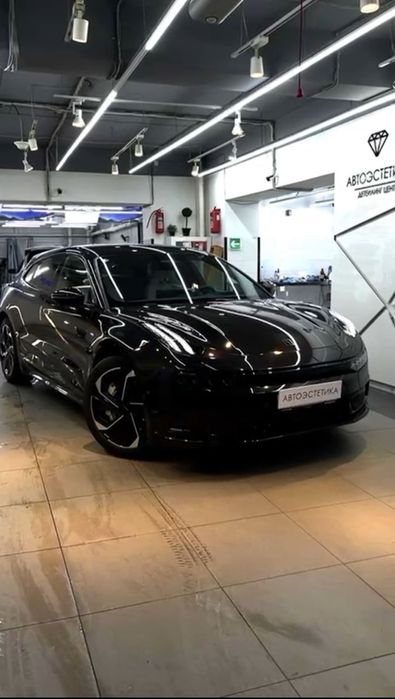 Продам автомобиль Zeekr 001