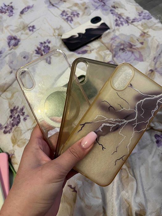 Чехлы на iPhone xr