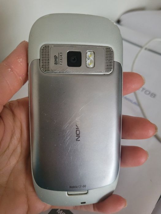 Продам сотовый телефон Самсунг,Нокиа и др