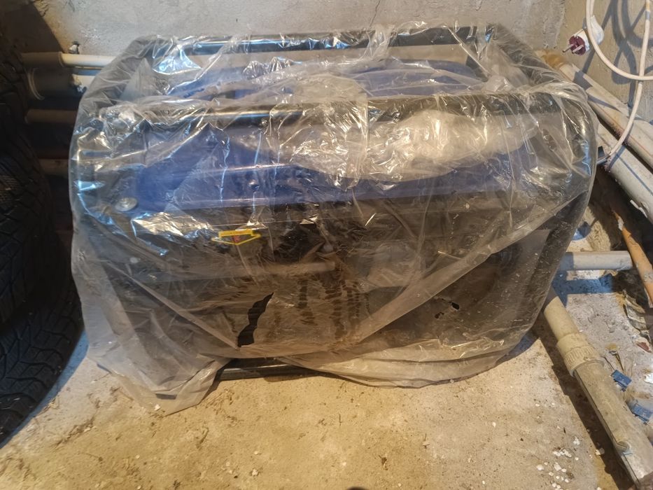 Генератор бензиновый новый