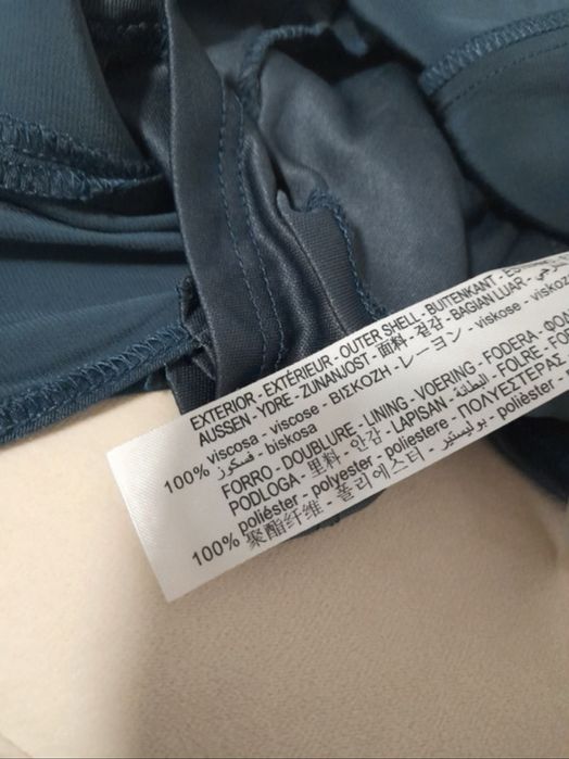 Rochie midi de seara Zara cu umerii goi ediție limitata mărimea XS
