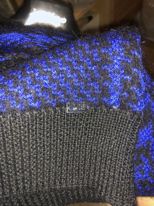 Продам Женский полувер