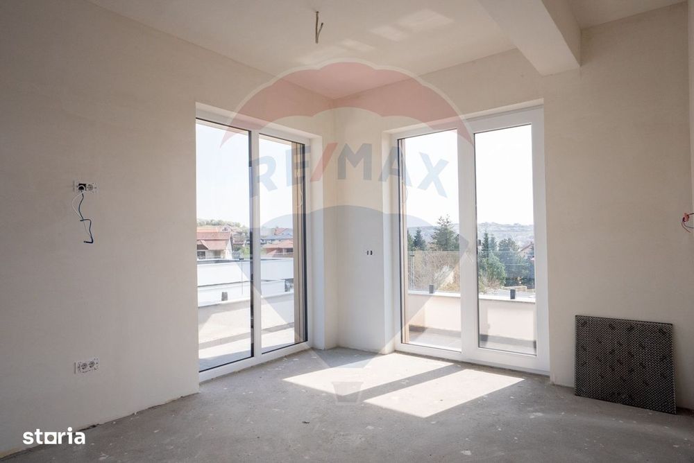 De vânzare casă 5 camere  în zona Dealuri Oradea