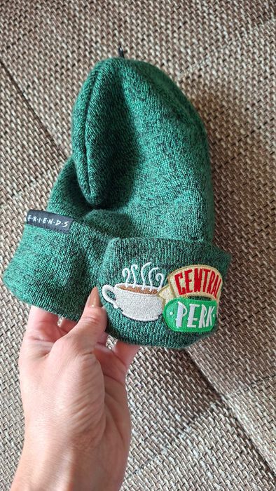 Зимна шапка FRIENDS унисекс