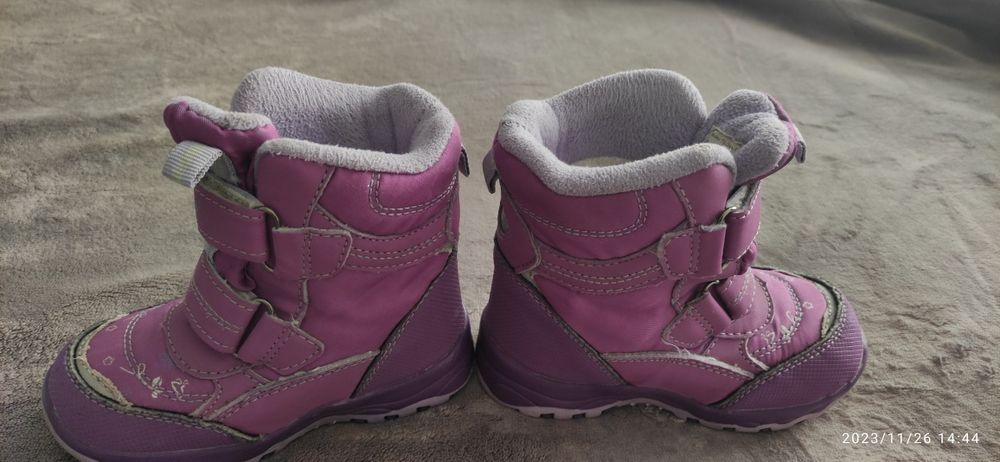 Продам сапоги для девочки