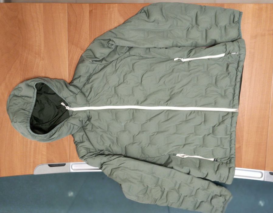 Mountain Hardwear-Пухено-Много Запазено