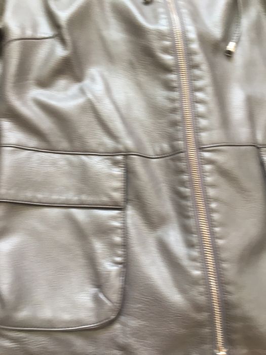 Продам кожаную куртку