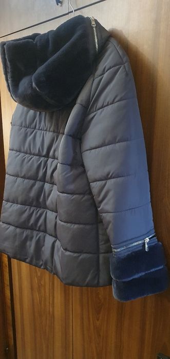 Geaca cu gluga detașabilă