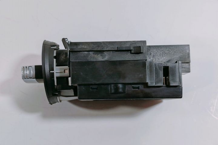 Contact  cu cheie 3C0905843R / 33303401 / 11602602292940 / 0471012S V