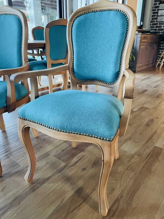 Трапезни столове 4 бр.