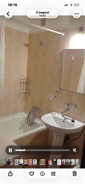 Închiriez garsoniera