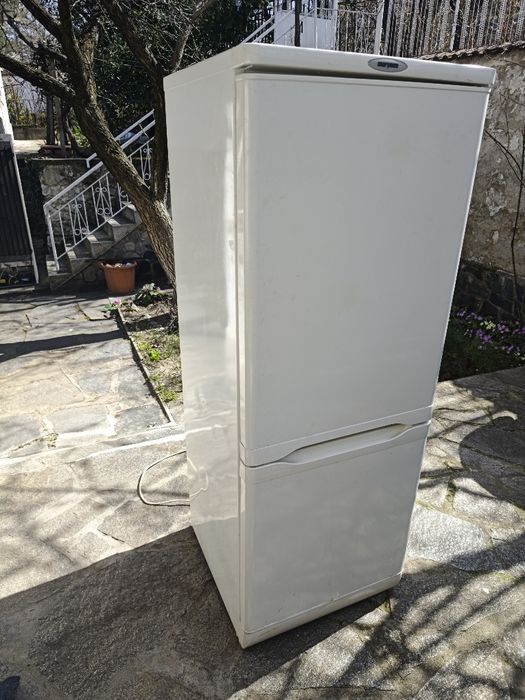 хладилник с фризер