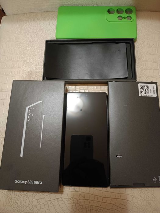 Samsung S25 Ultra 12/512