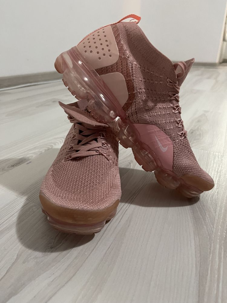 Nike air vapormax 2.0 flyknit hot sale rust pink