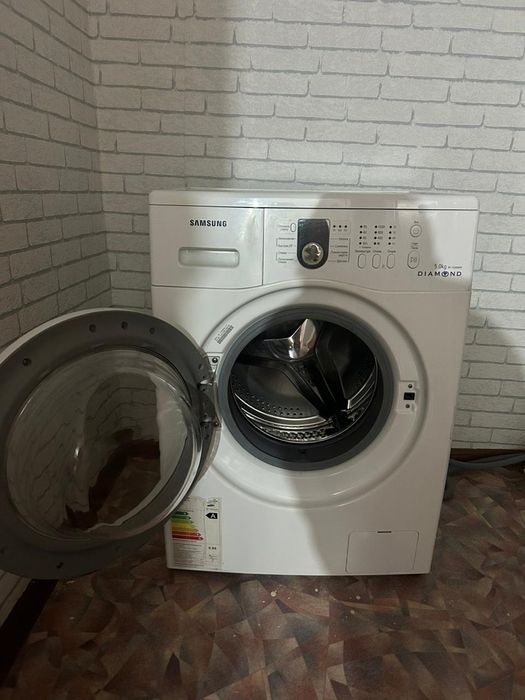 Машинка афтомат хорошая 5 килаграмовая