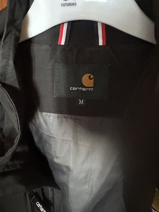 Продам куртку детскую размер м