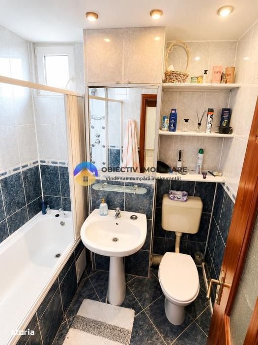 Apartament 3 camere Dărmănești , Etaj 1