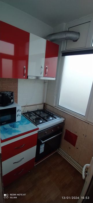 Vănd Apartament în Rovinari sau schimb cu o casă .