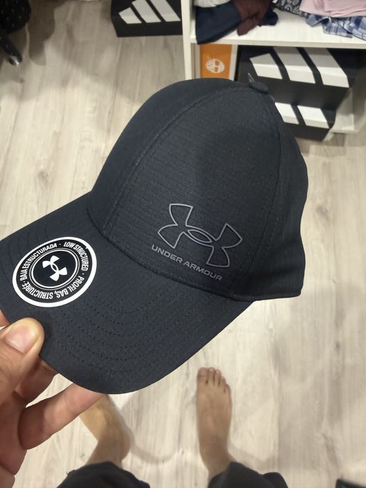 Кепка under armour