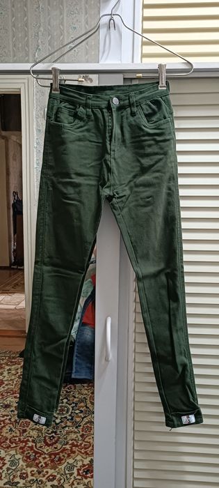 Джинсы и штаны классические