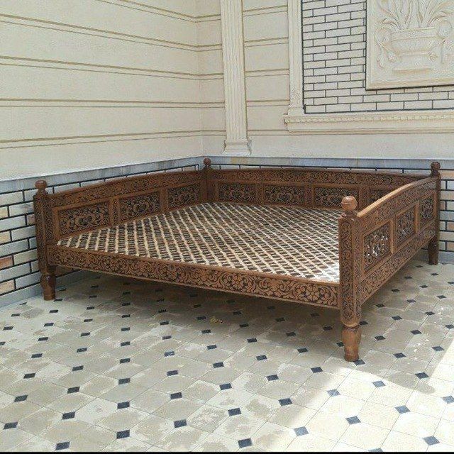 Сури тапчан карават