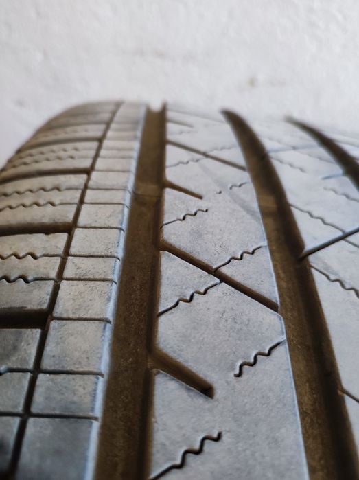 Гуми Continental 255/45R20