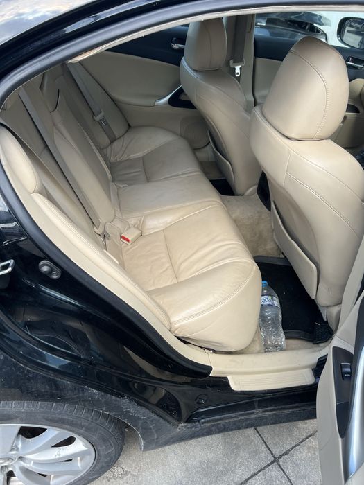 Lexus is250/220 на части