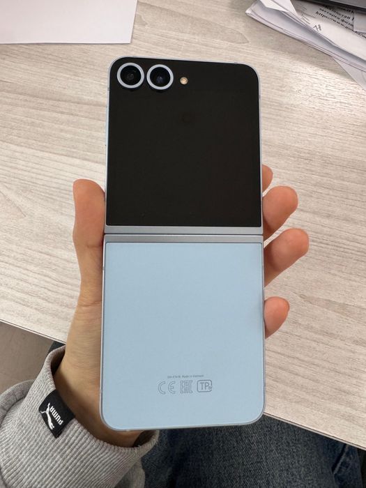 Samsung Galaxy Z Filp 6