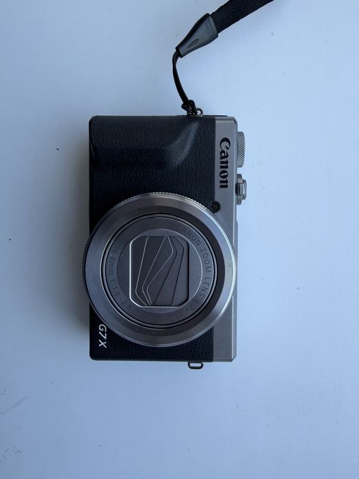 продам камеру canon g7x |||