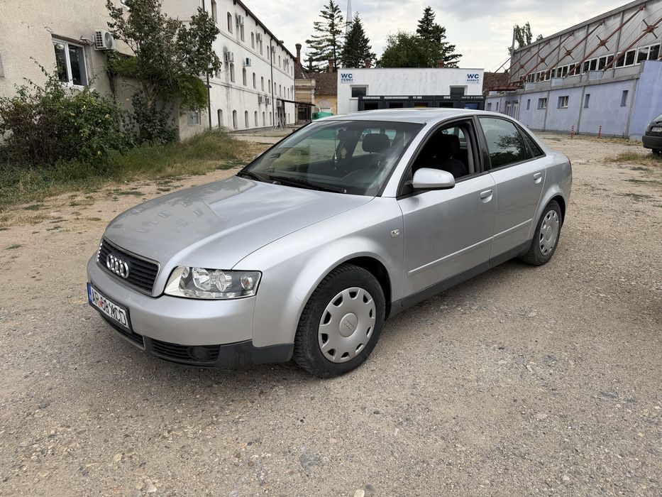 Vand Audi A4 in stare buna