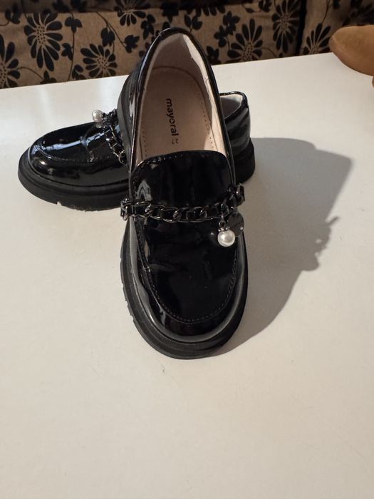 Лоуфъри за малка госпожица