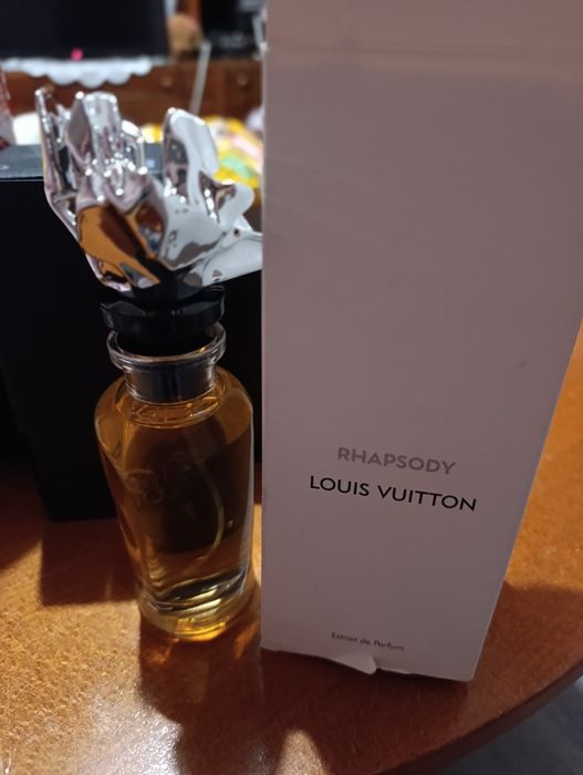 100% Оригинален Продавам парфюм