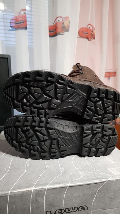 Ловни и тактически обувки Lowa