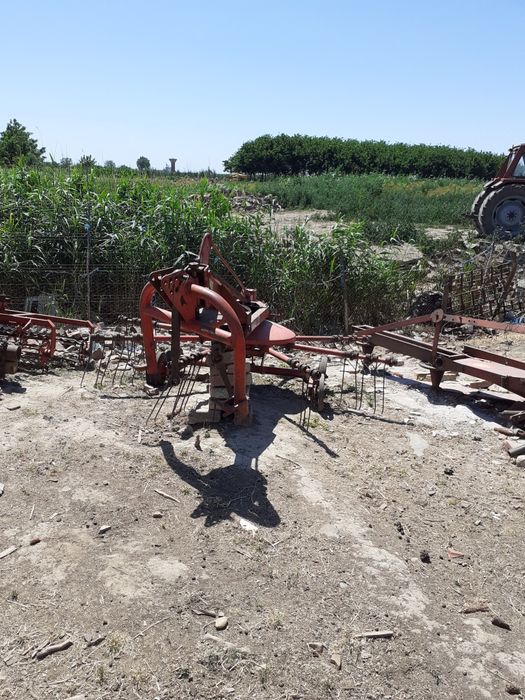 Vind tractor cu utilaje