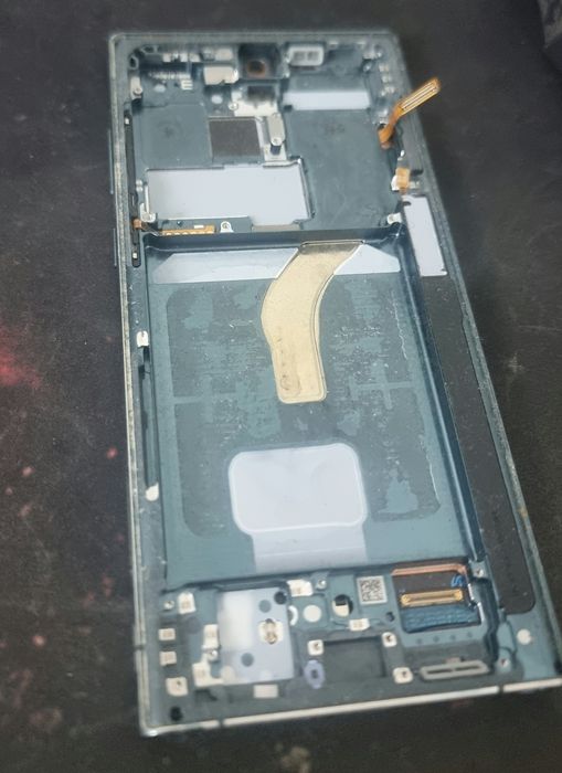 Экран с корпусом S22 Ultra