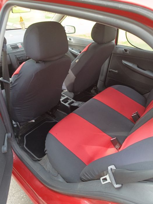 Vând Skoda Fabia M1