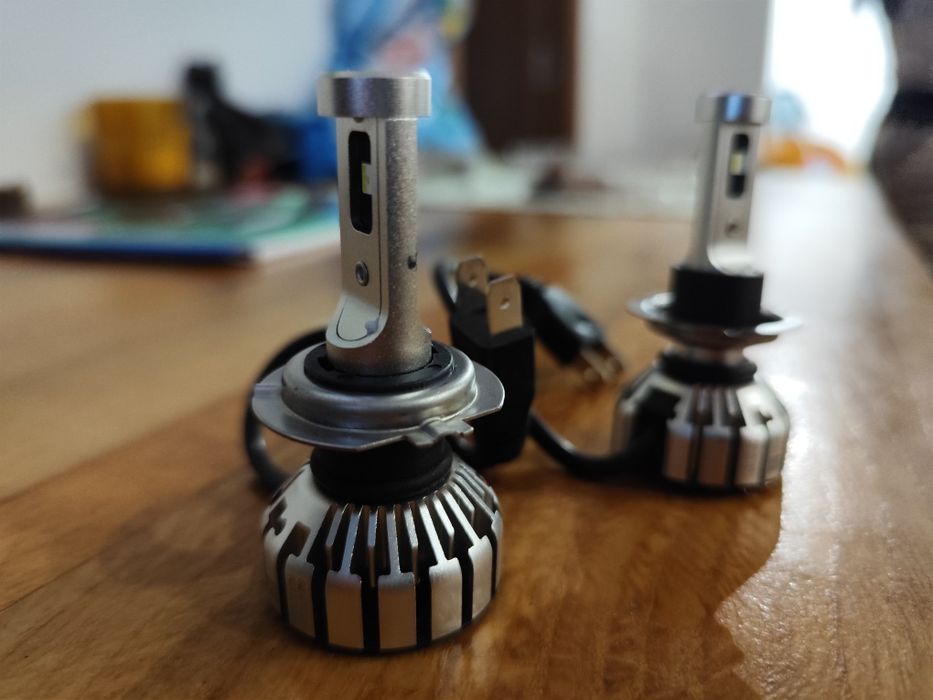 Becuri led osram H7