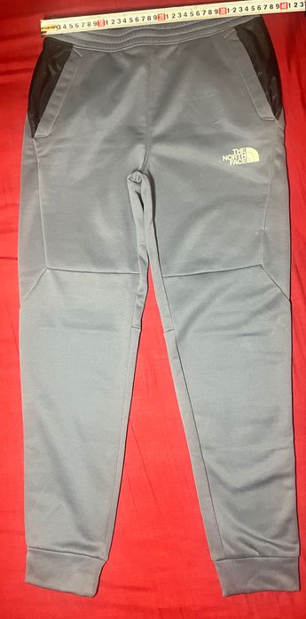 The North Face анцуг