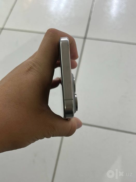 Iphone 15 pro max 85%