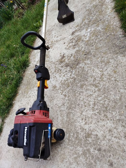 Vând cositoare iarba, trimer