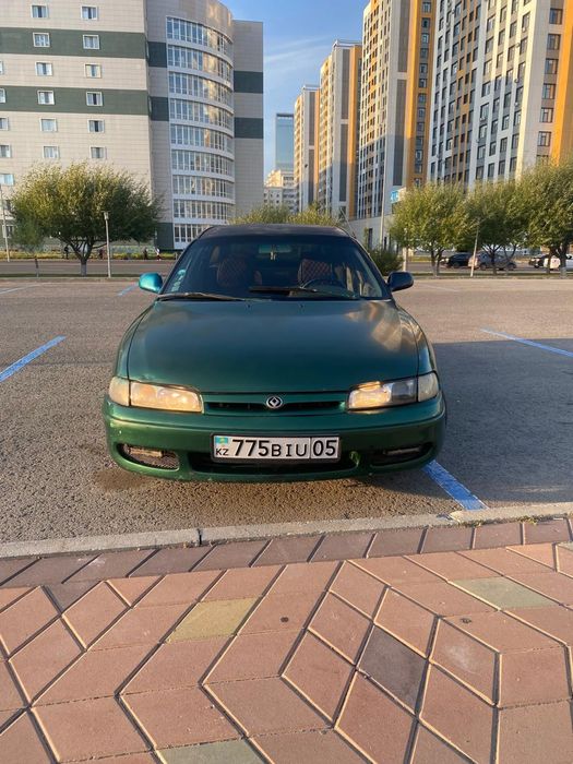 Mazda Cronos 626 2.0л