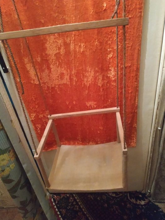 Качели деревянные